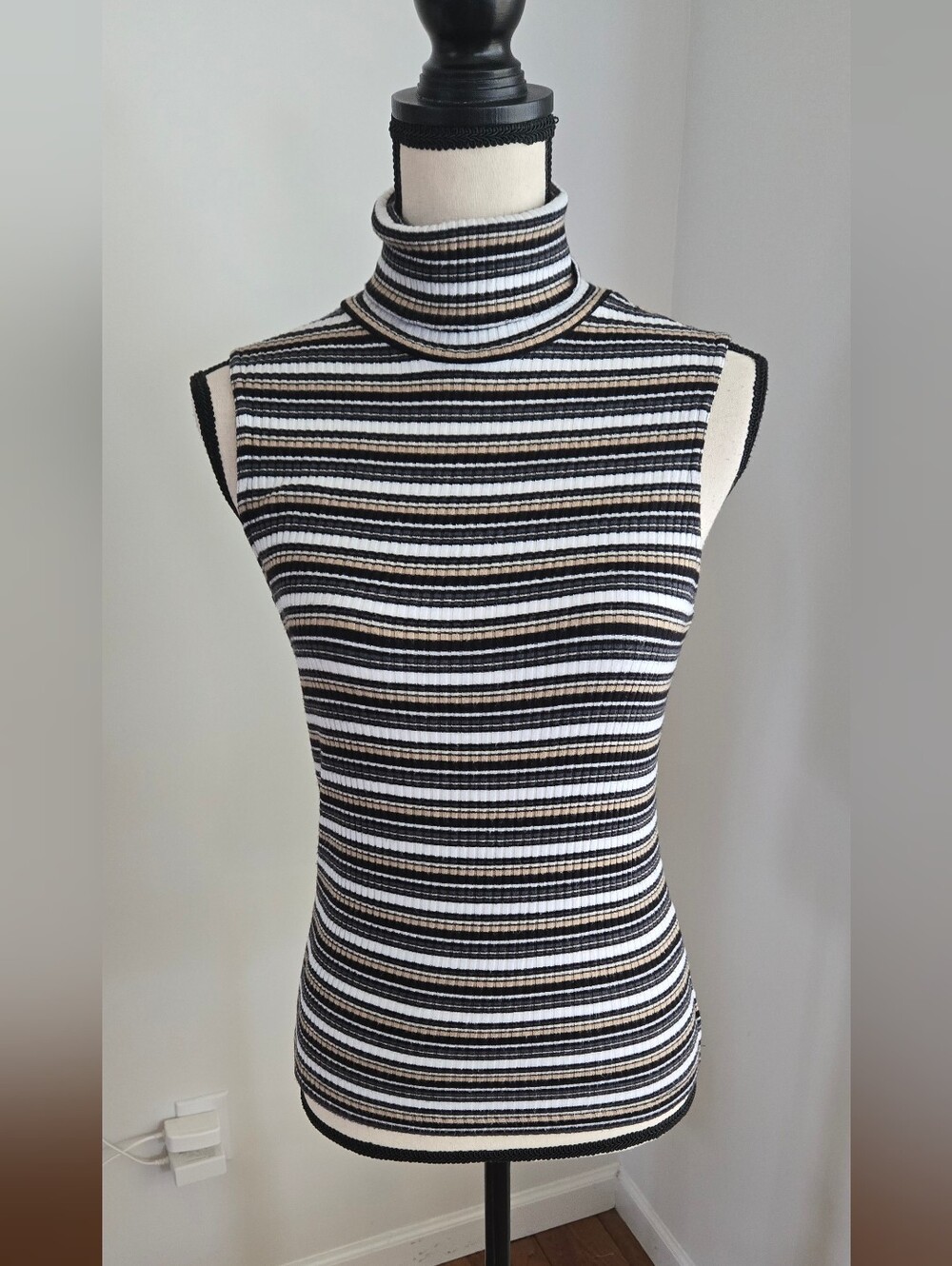The Limited Striped Mock Neck Y2k Vintage 2000s Sleeveless Top Small